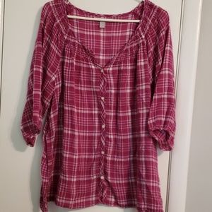 2 for 10 sale....Very cute old navy shirt